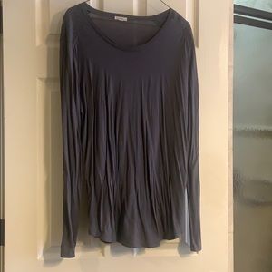 Gap long sleeve grey t shirt